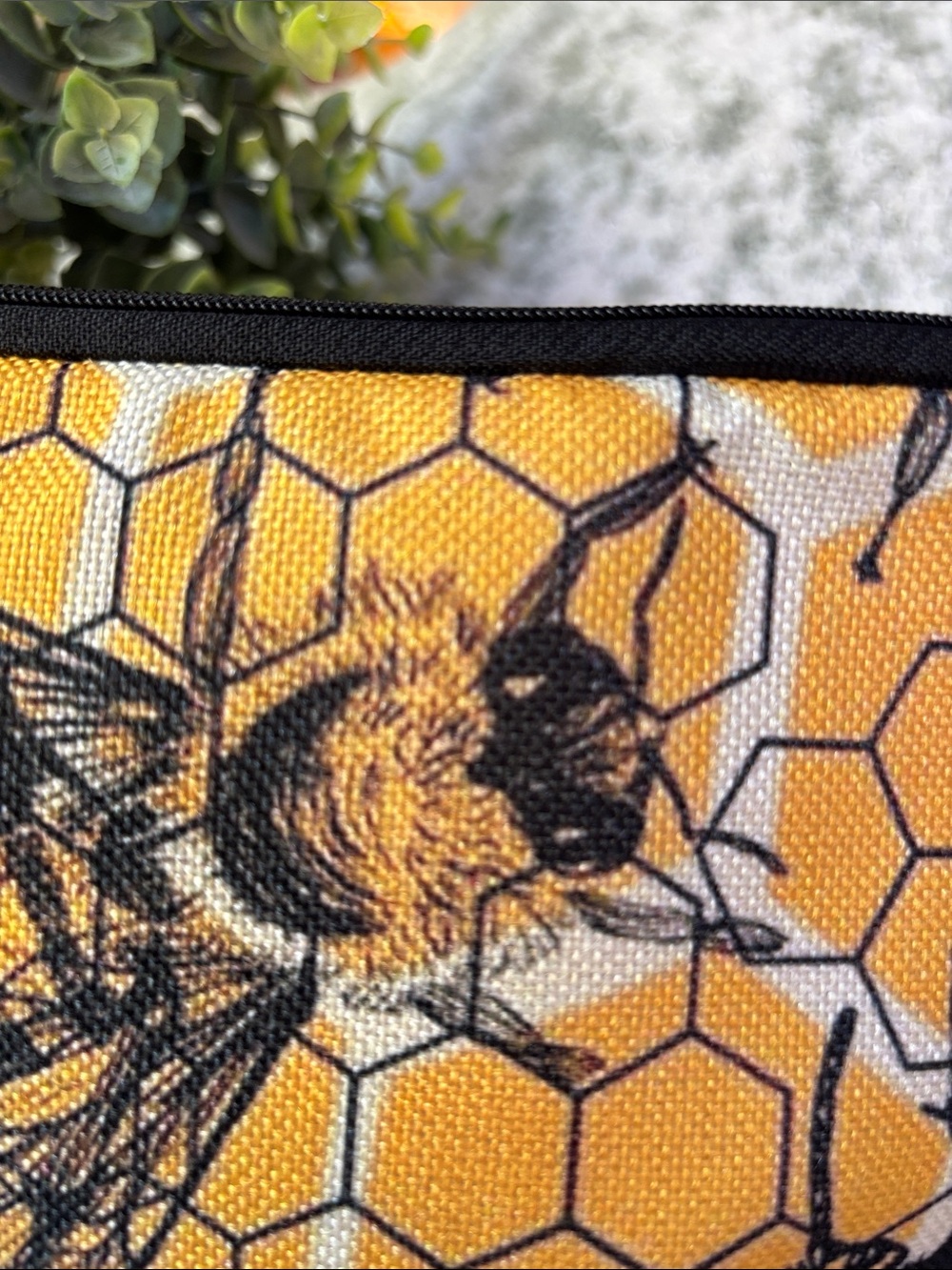 Bee Honeycomb PolyCanvas Cosmetic Bag Pouch Yellow & Black NWT 7x10x2” - Picture 7 of 13